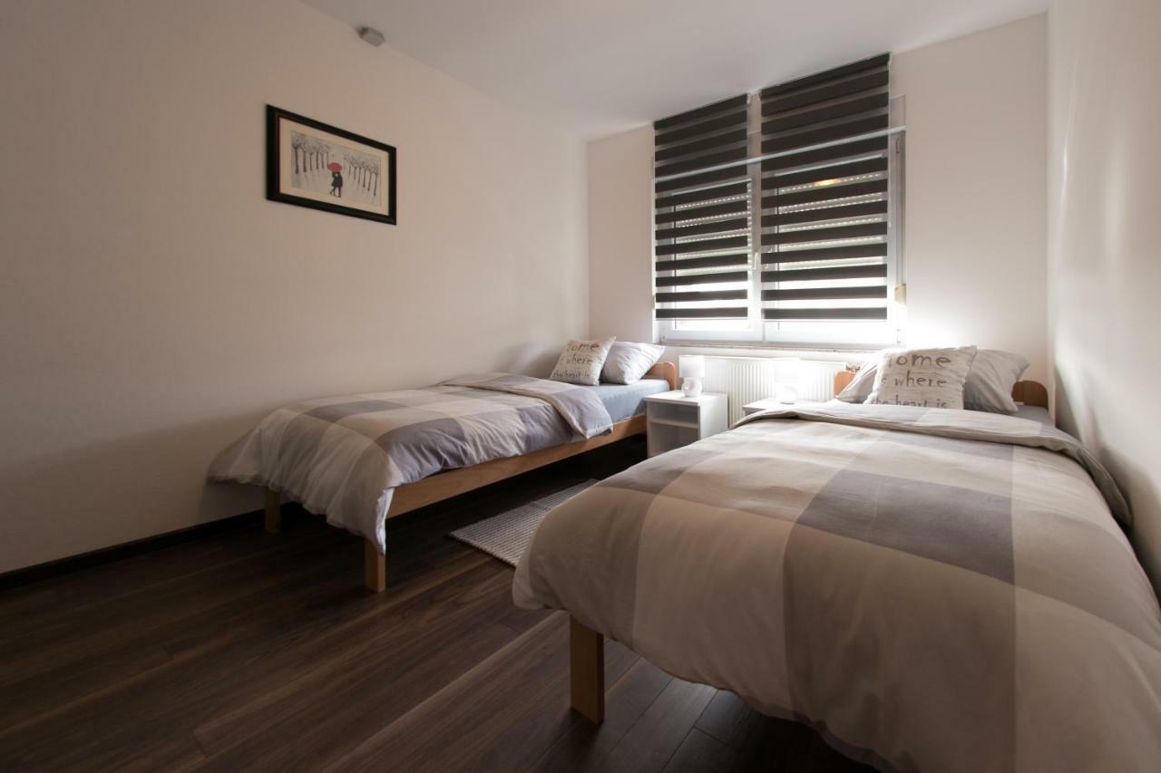 شقة Otočac  في Apartman Maja المظهر الخارجي الصورة